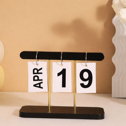 Wooden Flip Desk Calendar